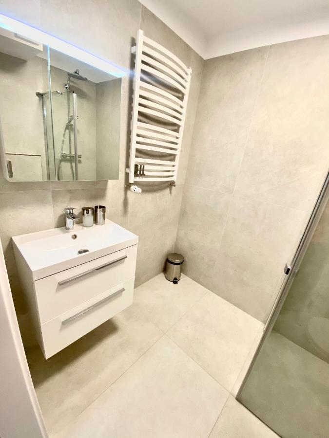 Rodzinny Apartament Platany Centrum Kołobrzeg Buitenkant foto